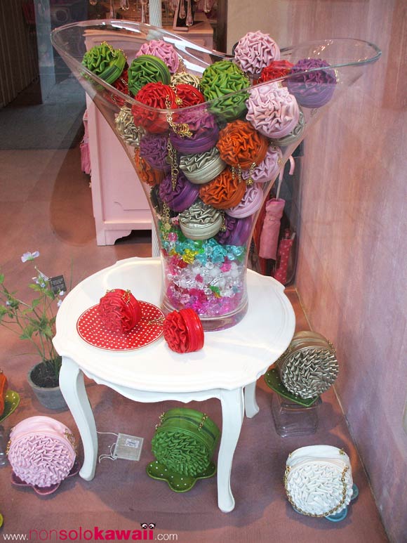 camomilla - bags - borse - rose - roses - rainbow - multicolour - colorate - colour - color