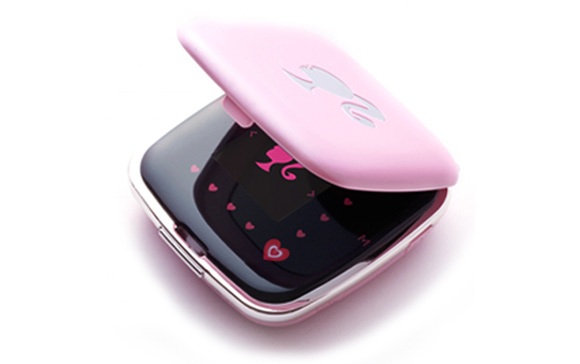 Barbie 50th anniversary - Innodesign - B2 MP3 Player by Yonne Jeong Won