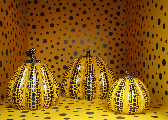 Yayoi Kusama - Pumpkins, Gagosian Gallery, 2009