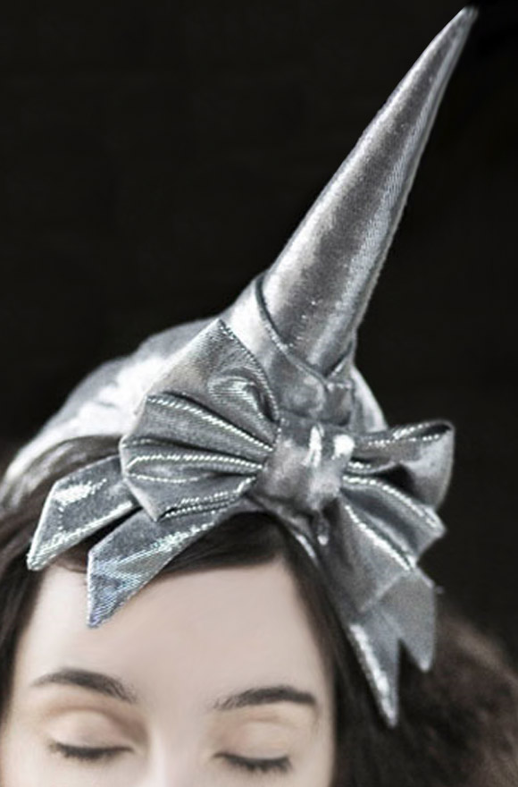 unicorn hat bonnet silver, cappello con corno argento