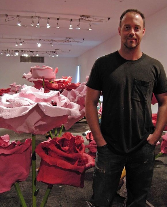 Will Ryman, The Rose, Giant Installation and Sculpture - La Rosa, Installazione e Scultura Gigante