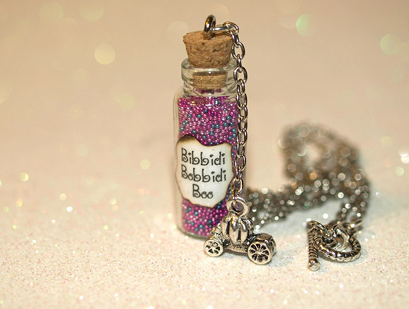 Life is the Bubbles - Bibbidi-Bobbidi-Boo Bottle of Magic Necklace / Bibbidi-Bobbidi-Boo Collana con Filtro Magico