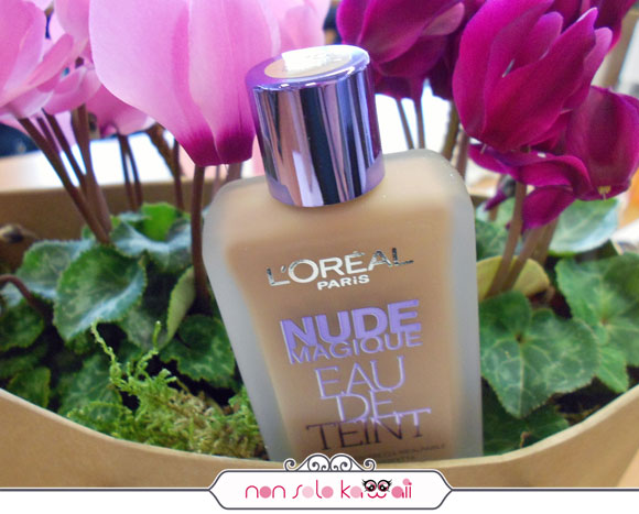 L'Oréal Paris Eau de Teint fondotinta Nude Magique