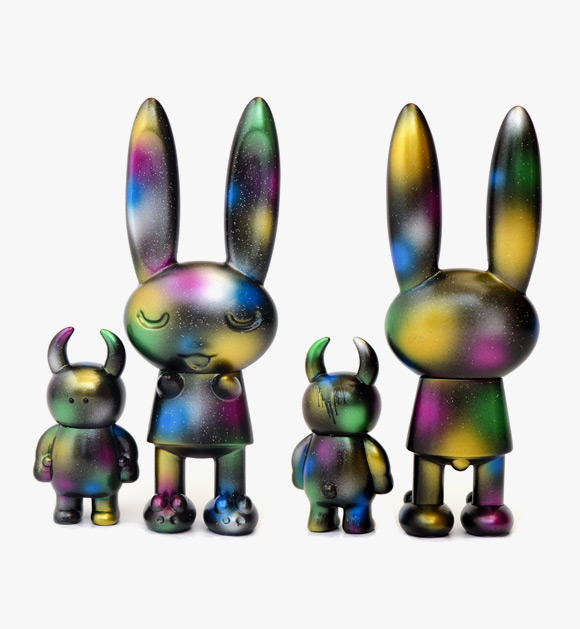 Galaxy Bedtime Bunny & Uamou by Uamou - Le Rêve du Lapin, Clutter Gallery
